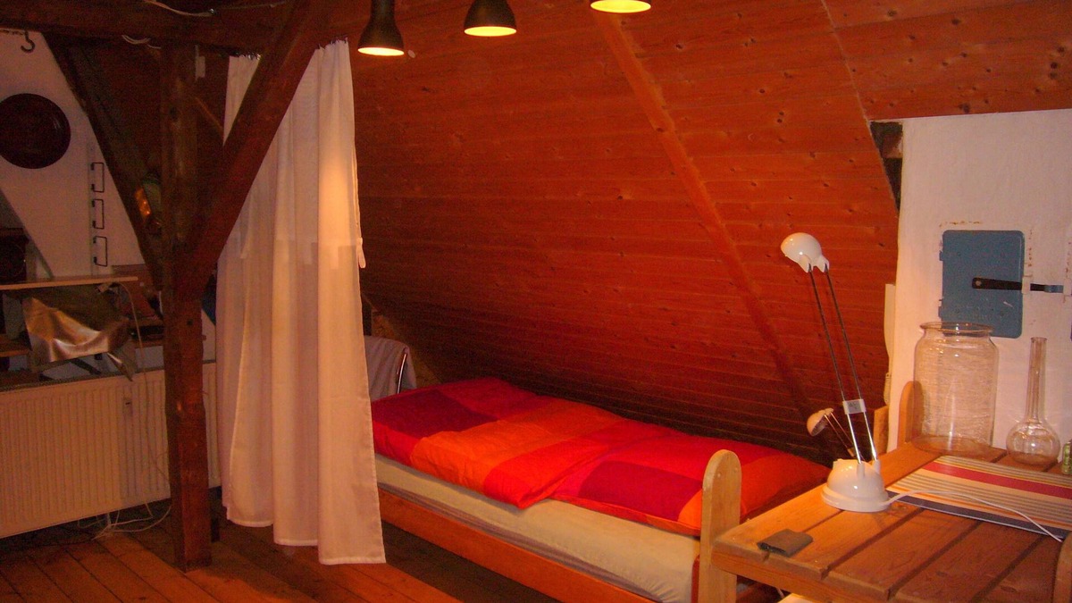 Hoexter Apartment | Attic studio with ambience for 4 persons