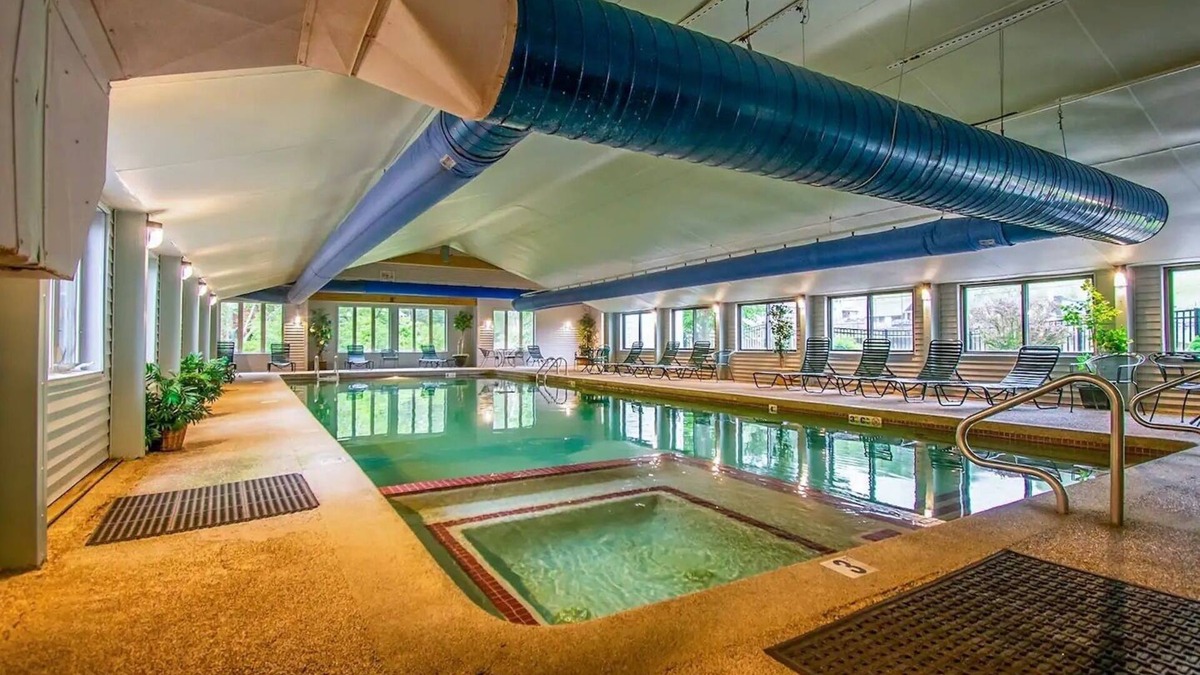 Bartlett House | Attitash, 2nd floor condo, 1 bed w/sleep sofa!