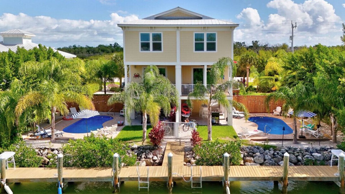 Marathon House | Attn Large Groups: Waterfront home w/8 Bedrooms, 2 pools & a private dock