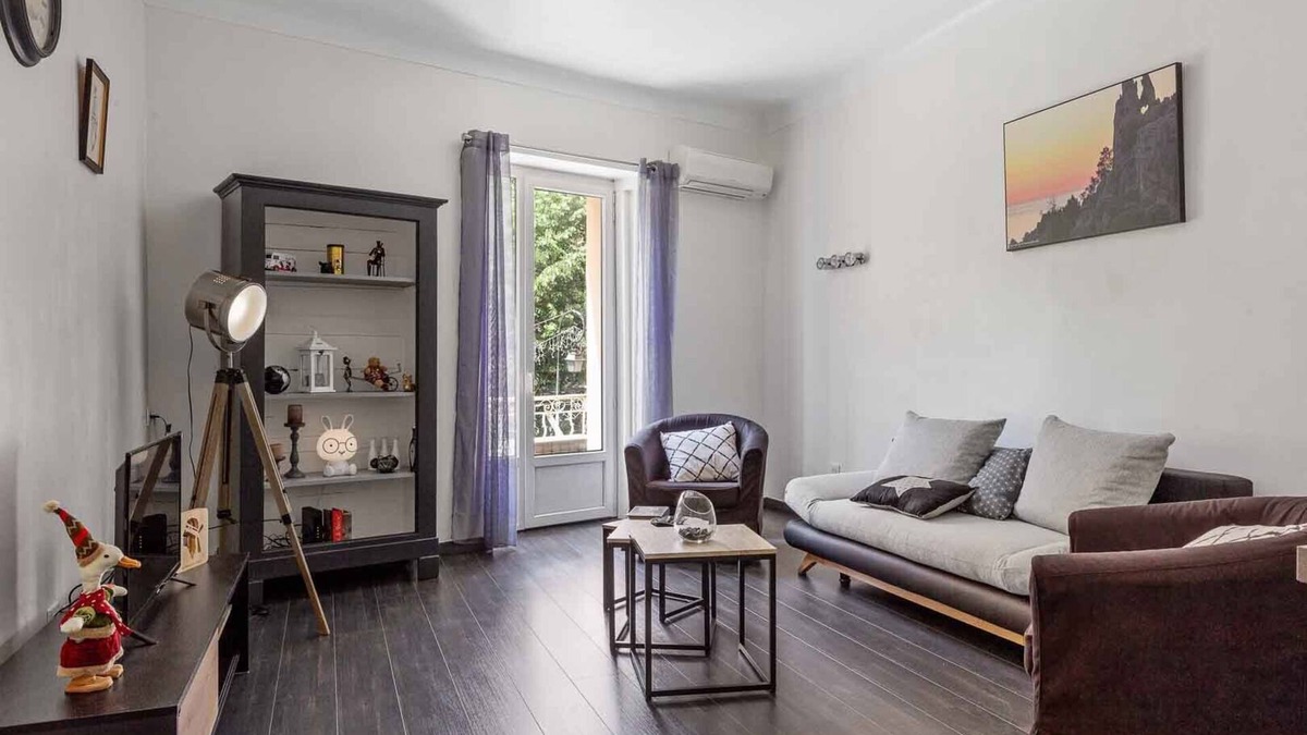 Ajaccio Apartment | Attractive 3-star F2 apartment with all comforts in the center of Ajaccio (2/4 people)