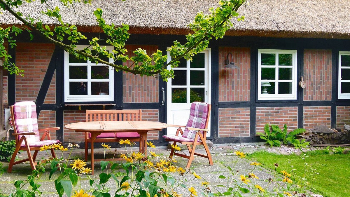 Jesteburg Apartment | Attractive 4-star vacation apartment