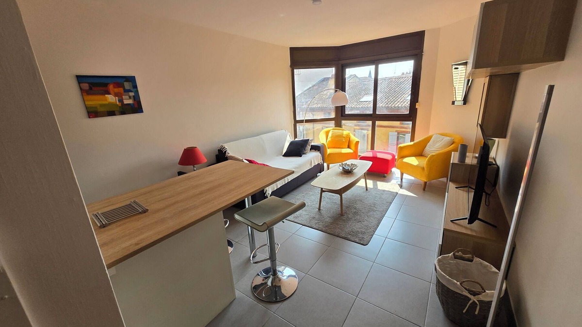 Saint-Georges Apartment | Attractive T2 apartment - right in the city center