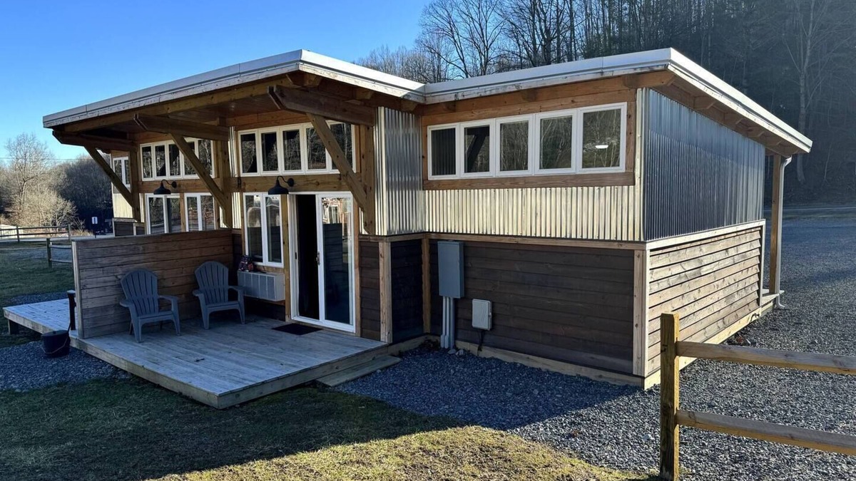 Bramwell Cabin | ATV TrailCamp: Barnum's Camp- Just seconds from the HMT Pocahontas Trailhead!