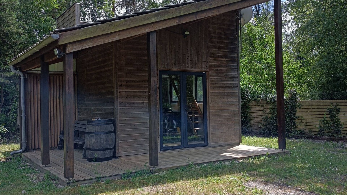 Brechamps Ski Chalet | Atypical cottage. in the countryside!