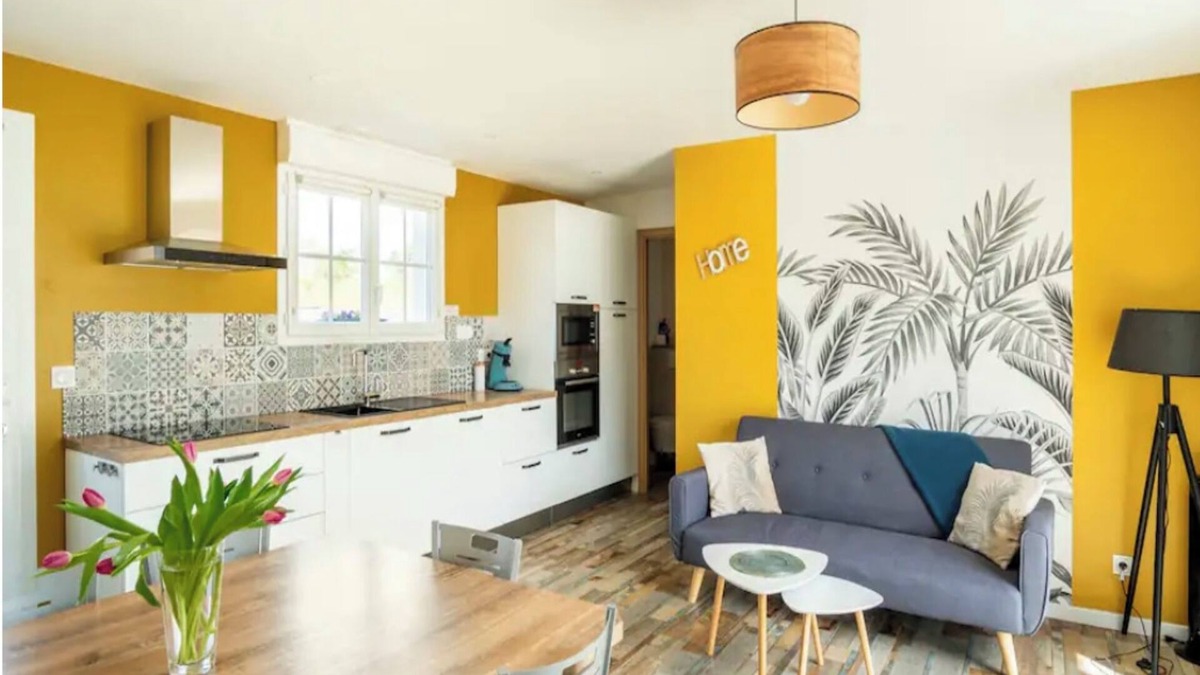 Cayeux-sur-Mer House | Atypical gîte Les Epinettes, 10 minutes from the beach in the Baie de Somme