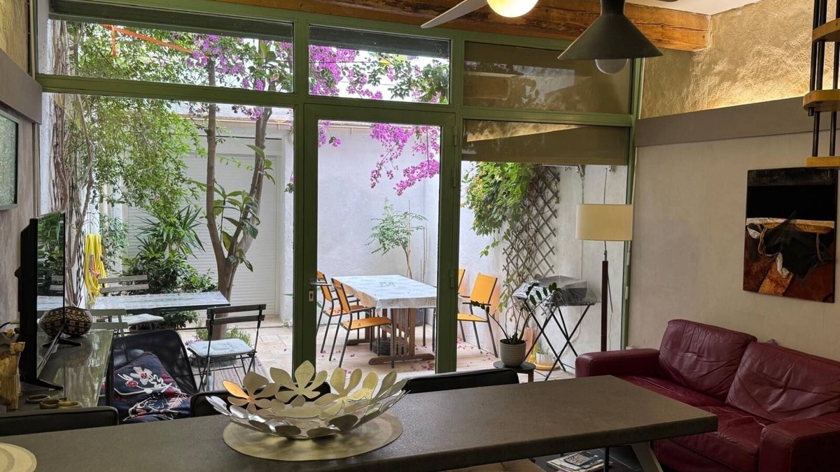 Gruissan House | Atypical house of 72 m2 all comfort sunny outside and raised in the village