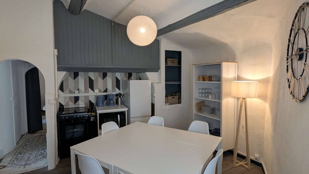 Allauch Apartment | Atypical T3 in the heart of the village