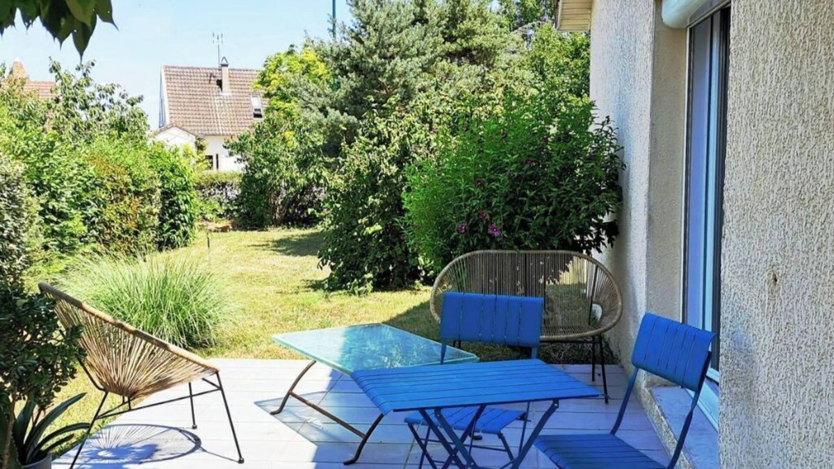 Coulandon Apartment | Au Calme à la Campagne Entre Moulins et Souvigny