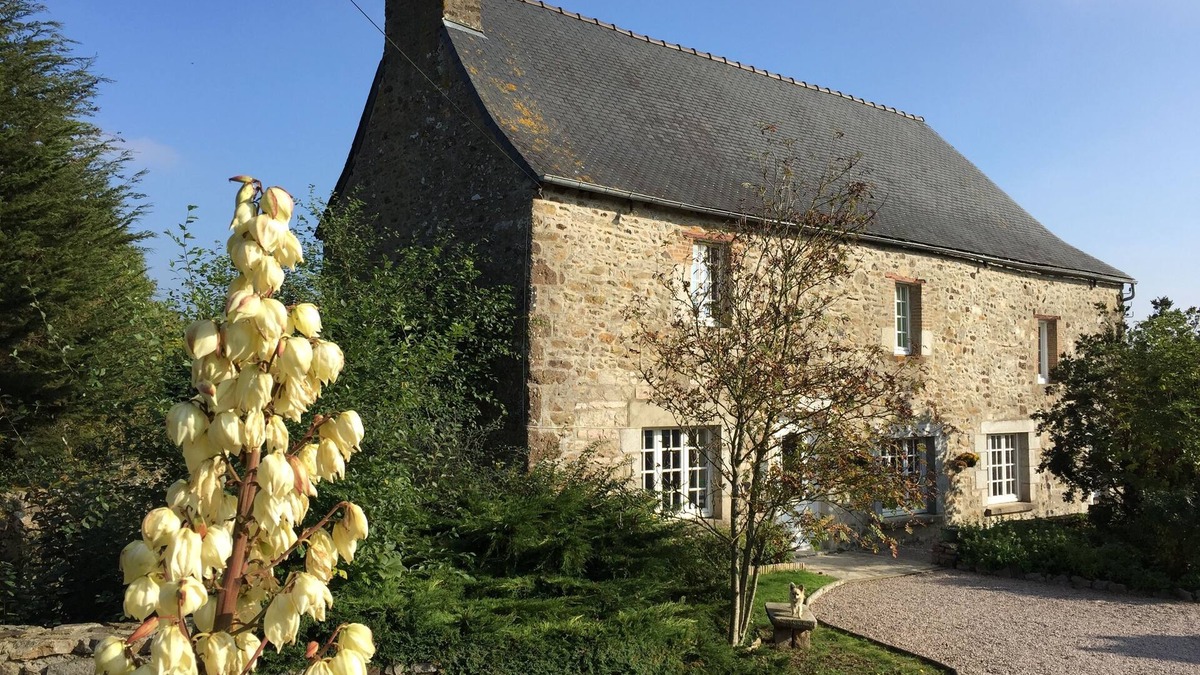 Lamballe House | Au Clos du Lit - Chambres d'hôtes
