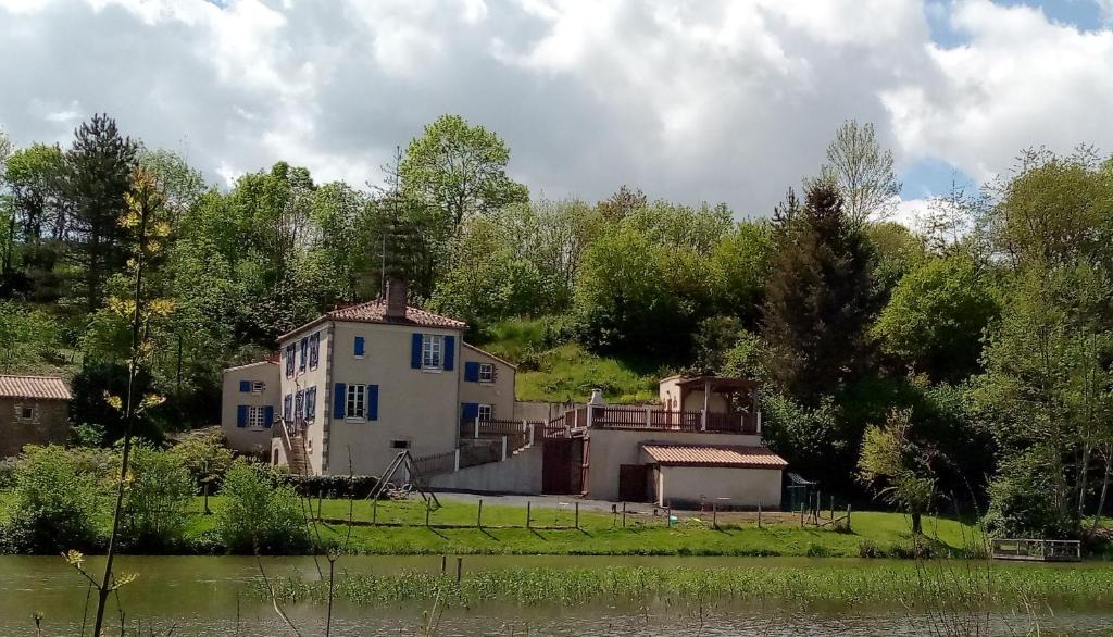 Sigournais House | Au fil de L'ô avec SPA