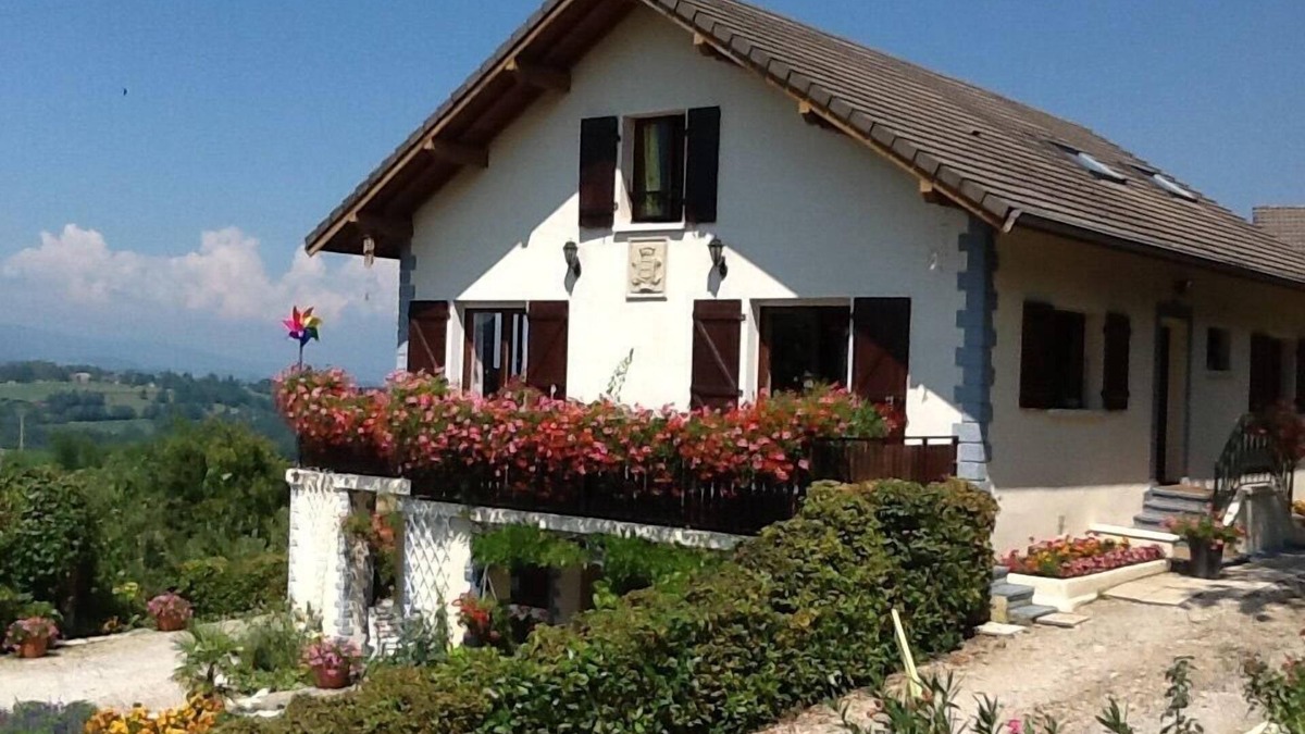 Montcel House | AU JARDIN FLEURI - LE MONTCEL