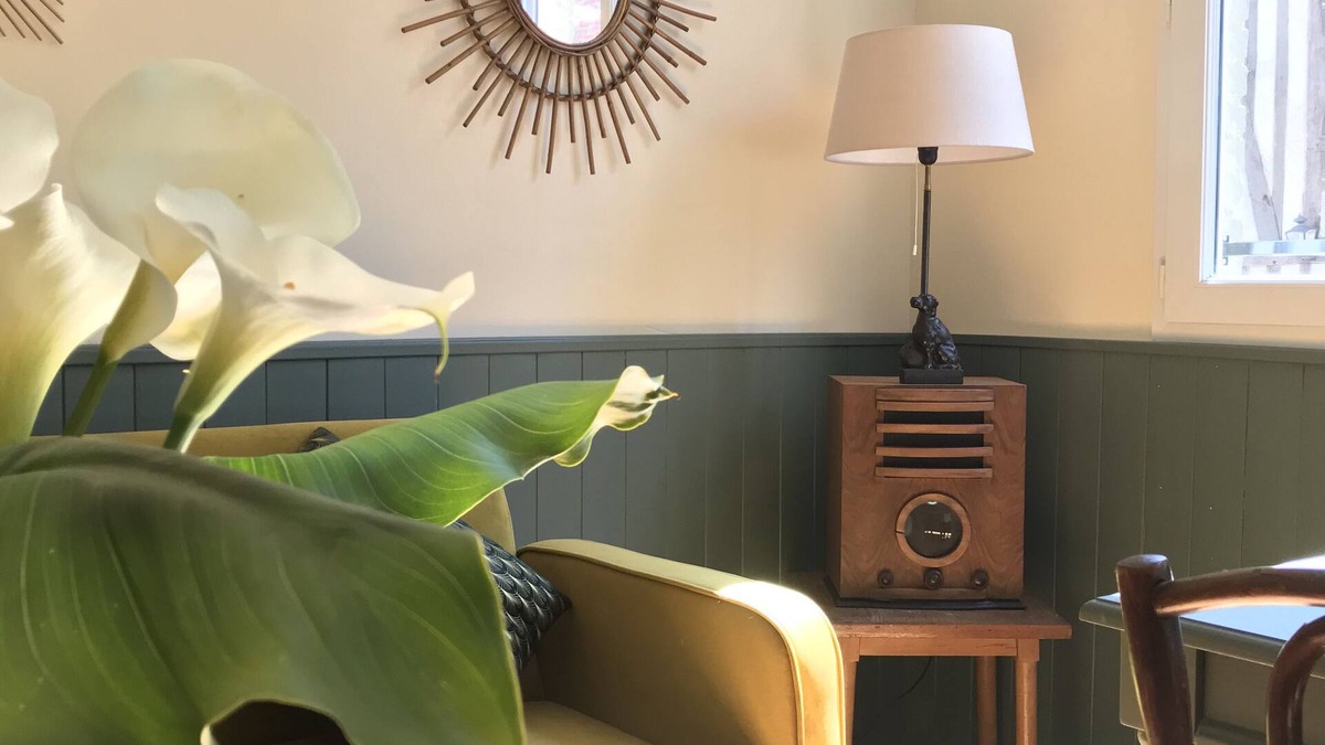 Cormeilles House | AU NAIN ROUGE, vintage gite, 30 MIN from the beaches.