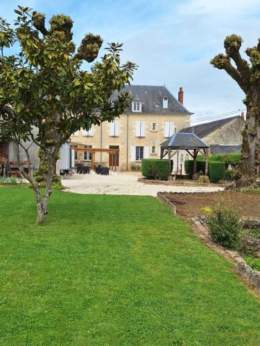 Les Aix-d'Angillon Bed & Breakfast | Au P'tit Gueul'ton