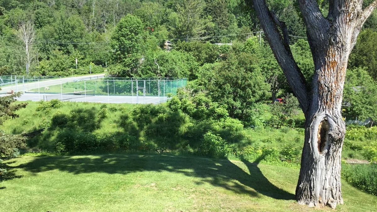 Saint-Joseph-de-la-Rive Hotel | Auberge Beauséjour