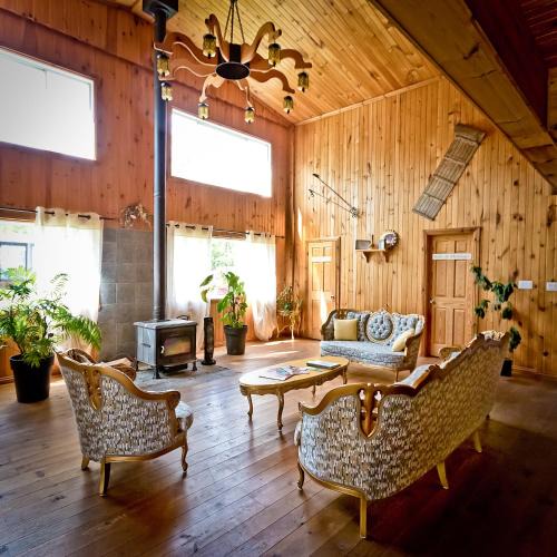 Richmond Hotel | Auberge Papillon Lune