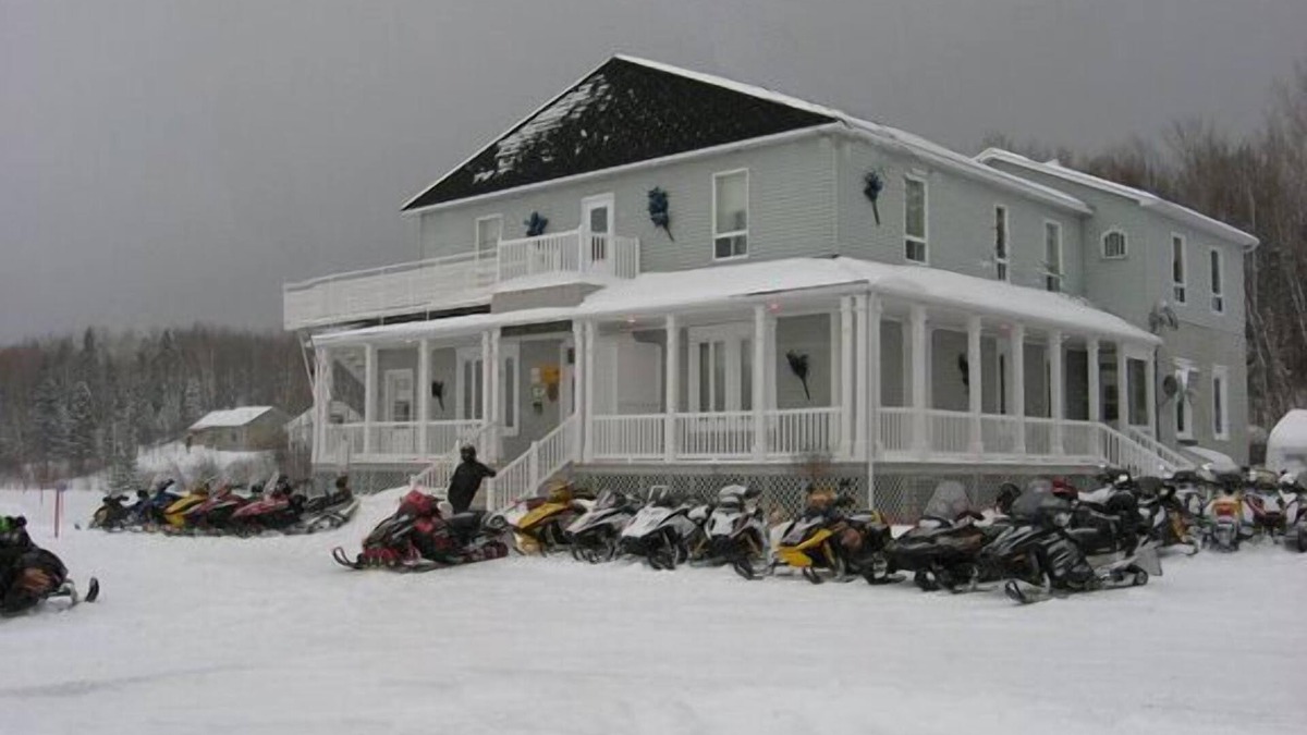 Hebertville Hotel | Auberge Presbytere Mont Lac-Vert