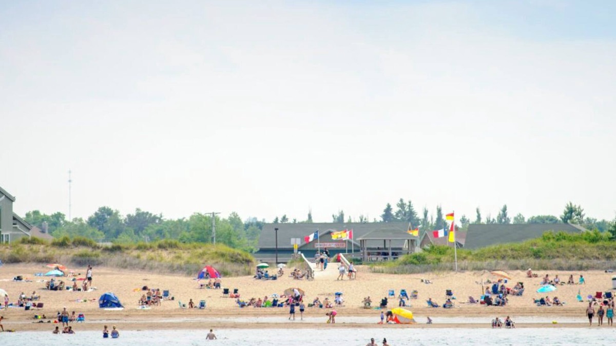 Shediac Hotel | Auberge Shores Inn & Hotel