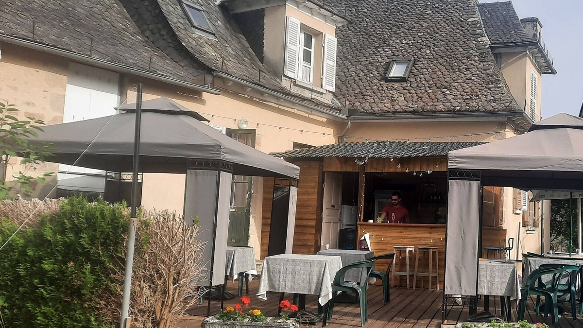 Saint-Julien-aux-Bois Hotel | Auberge st Julien aux bois