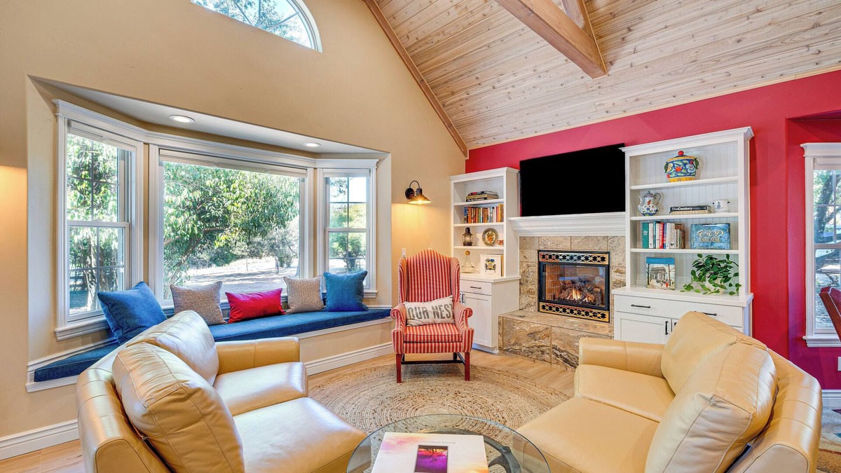 Auburn Cottage | Auburn Farmhouse w/Fireplace, Close to Wineries