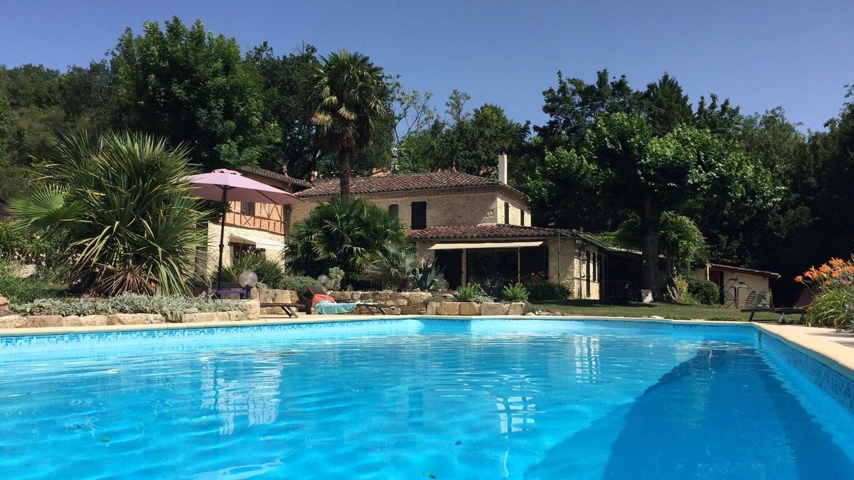 Auch House | Auch, Luxury house 1km from the center and quiet, swimming pool, park, wifi,