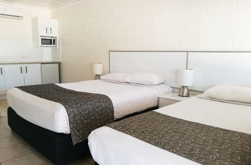 Augathella Hotel | Augathella Motel & Caravan Park