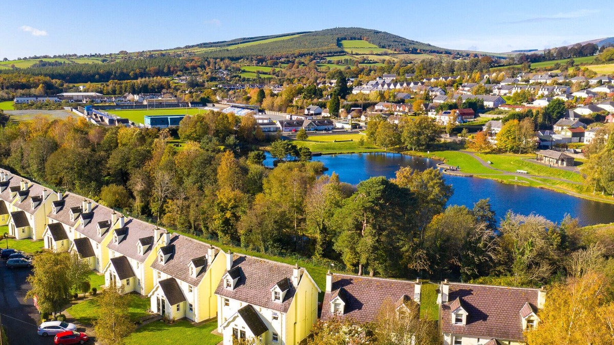 Aughrim Ski Chalet | Aughrim Holiday Village No. 11