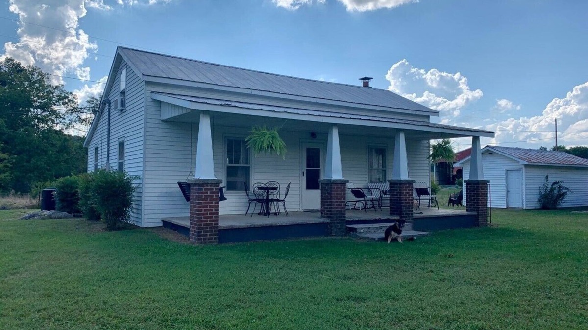 New Market House | Authentic 100 Year Old Farmhouse, Farm setting in the foothills of the Smokies