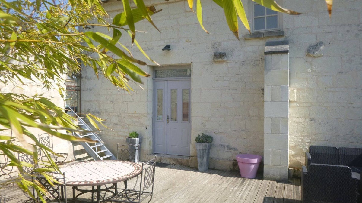 Les Ulmes Cottage | Authentic 2-bedroom gite ideally located for visiting Anjou with the family.