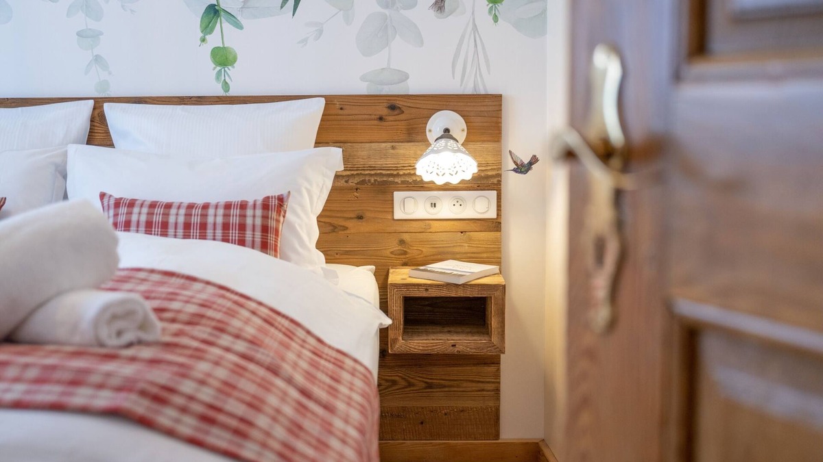 Barr Apartment | Authentic 4* lodging with top-of-the-range comfort