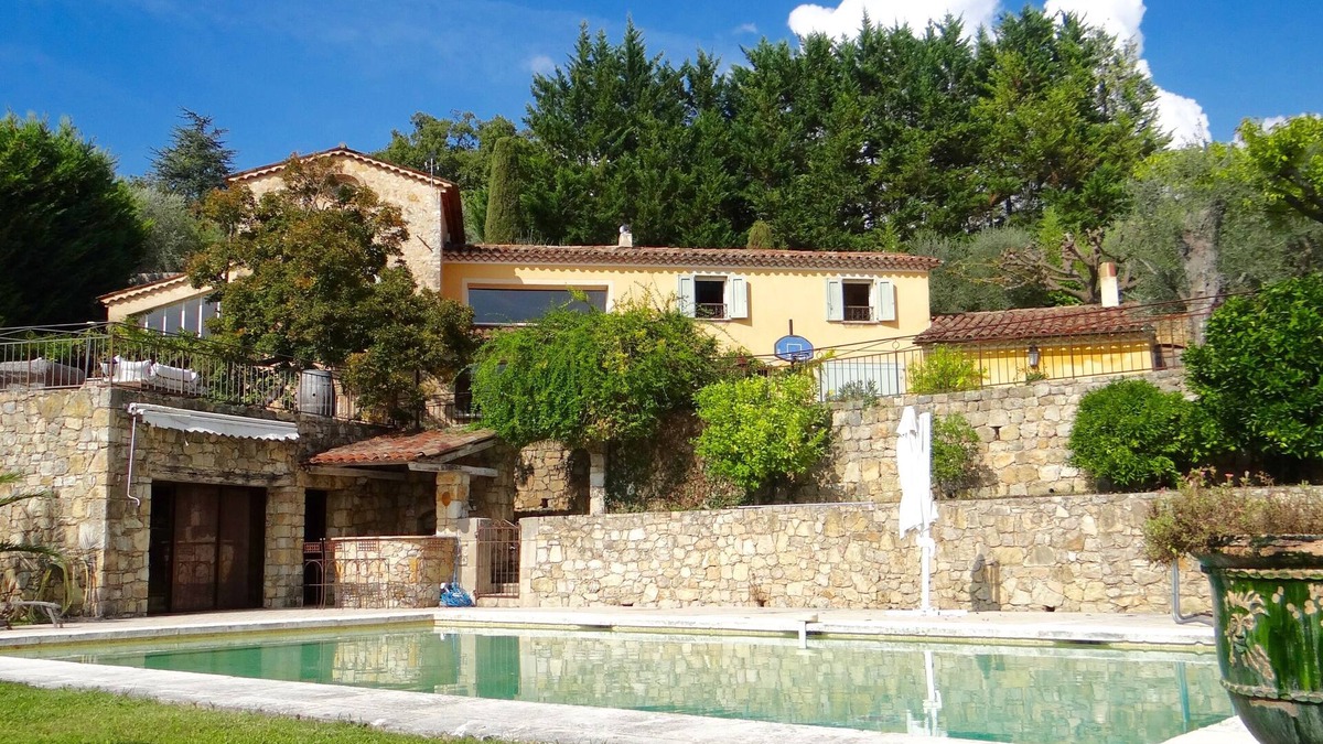 Callian House | Authentic and charming Callian villa.