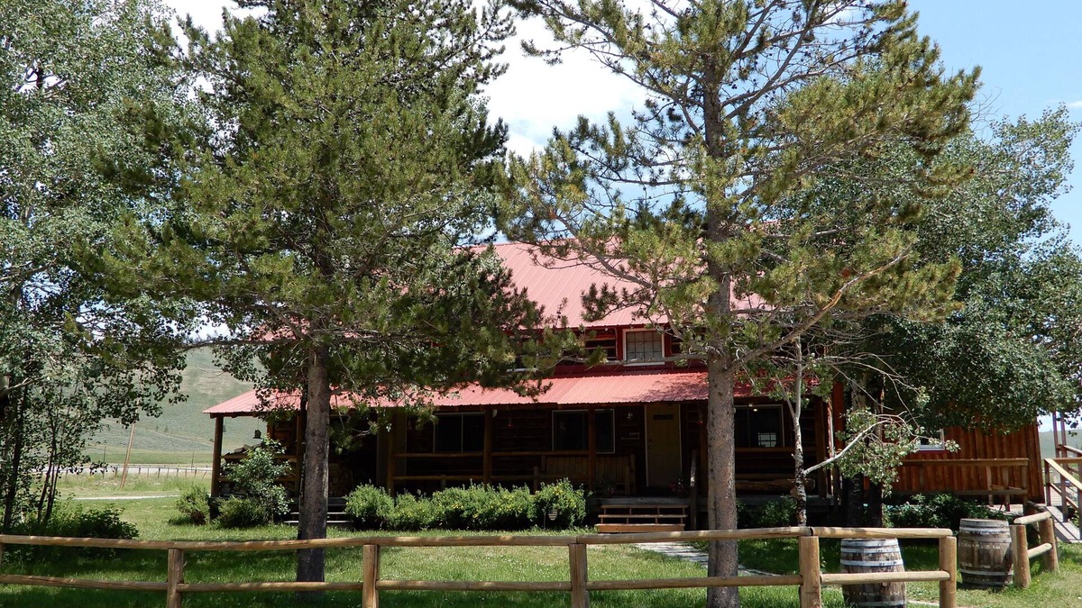 Bondurant House | Authentic, charming Western Ranch