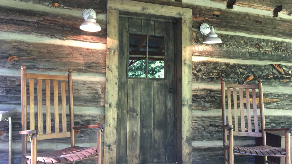 Catawba Cabin | Authentic Log Cabin built in 1790