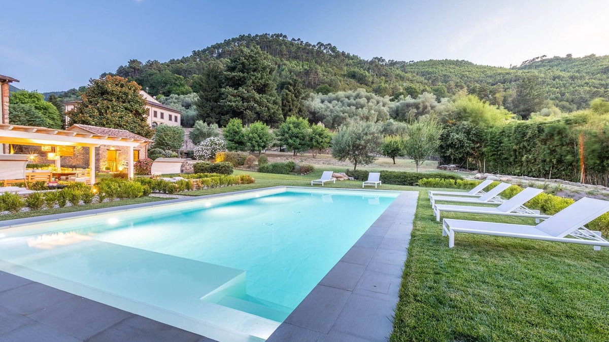 Vorno Villa | Authentic Luxury Retreat with Private Pool