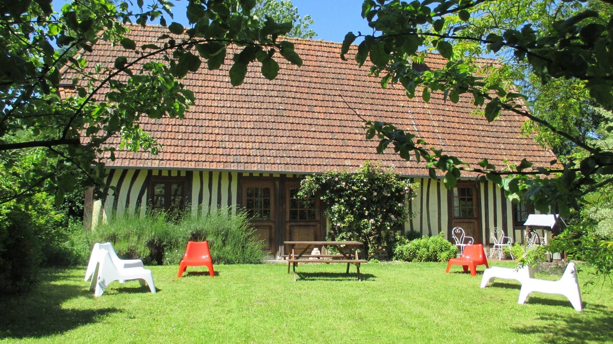 Offranville House | Authentic Norman half-timbered house