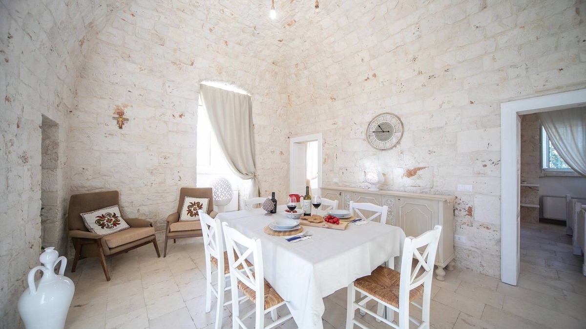 Alcanterini Villa | Authentic Villa in Castellana Grotte for 5 guests. Pet Friendly!