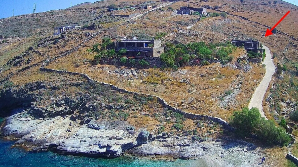 Pisses Villa | Autonomous villa, waterfront, tranquil, peaceful location, beach, sea views