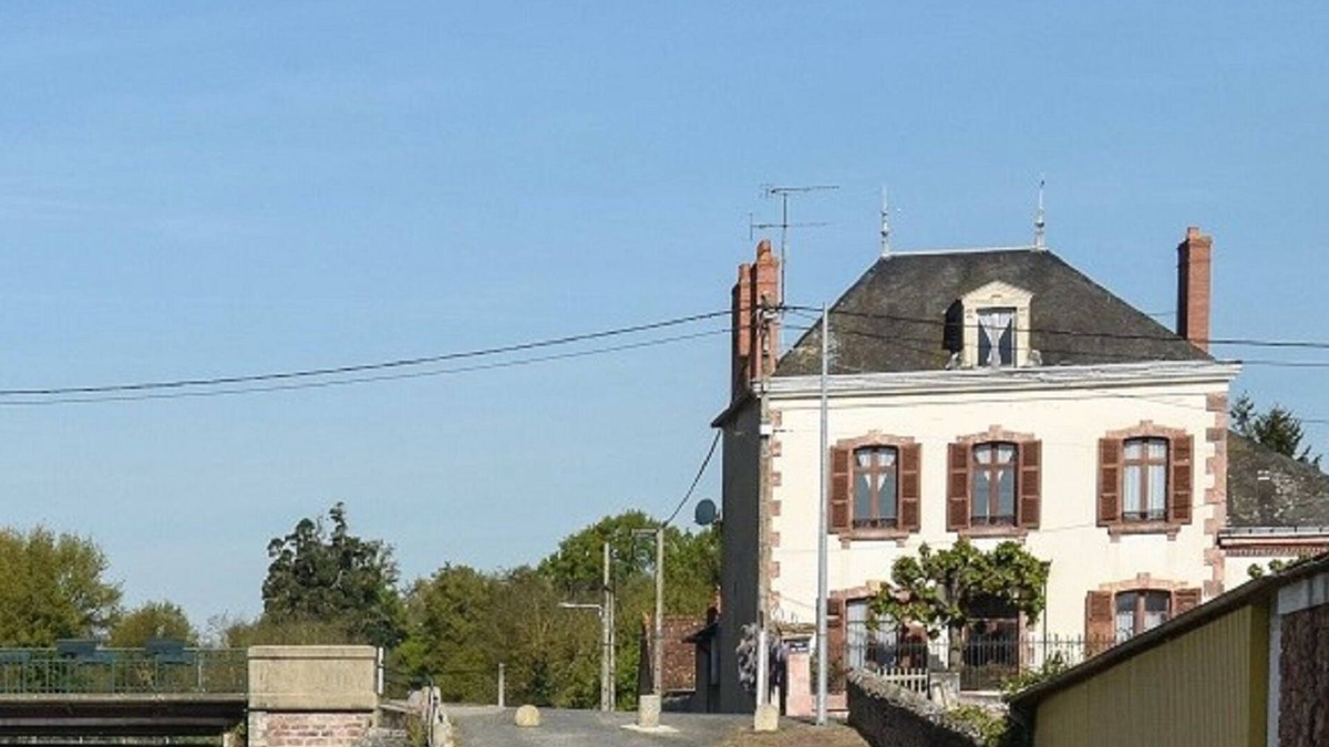 Vallon-en-Sully Bed & Breakfast | Aux baboteurs GDF bed and breakfast 3 épis