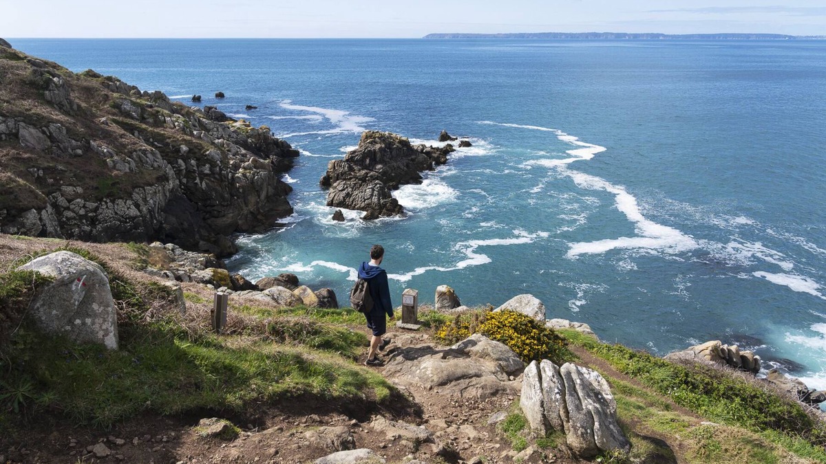 Poullan-sur-Mer House | Aux Portes de la Pointe du Raz