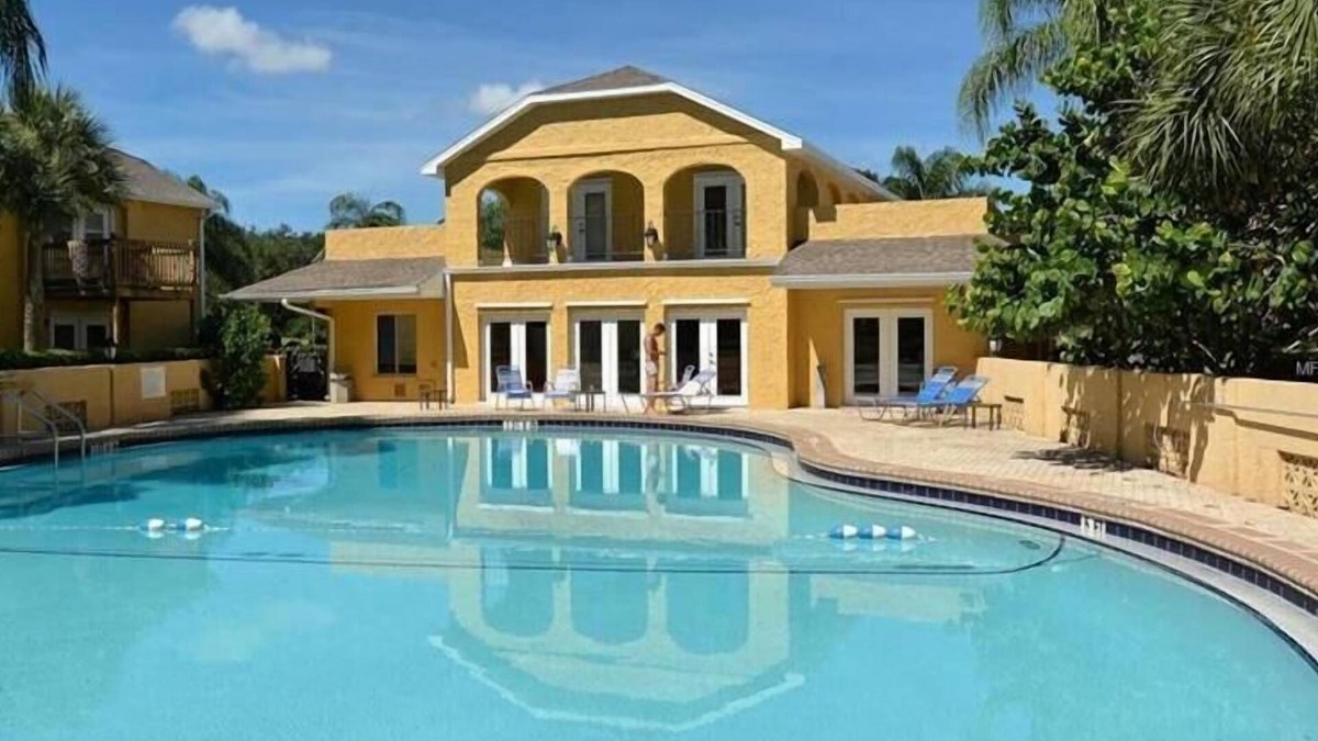 Sarasota Springs Condo | Available for long or short term