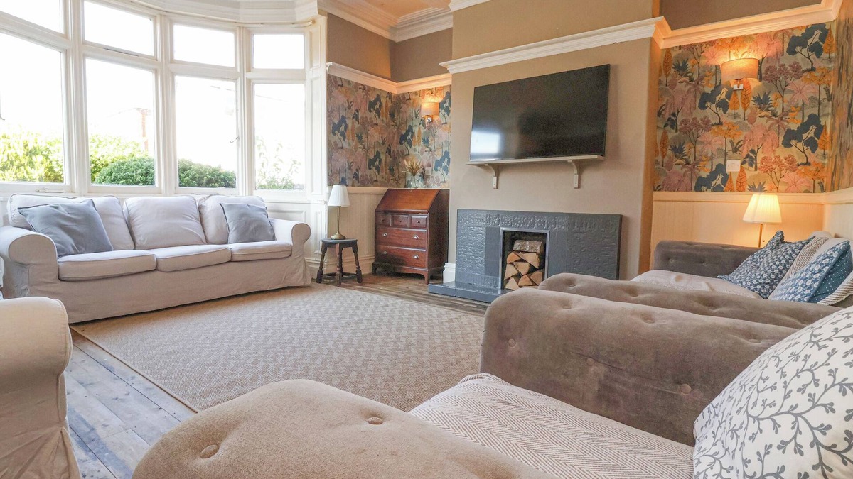 Bridlington Old Town Cottage | Avalon Lodge