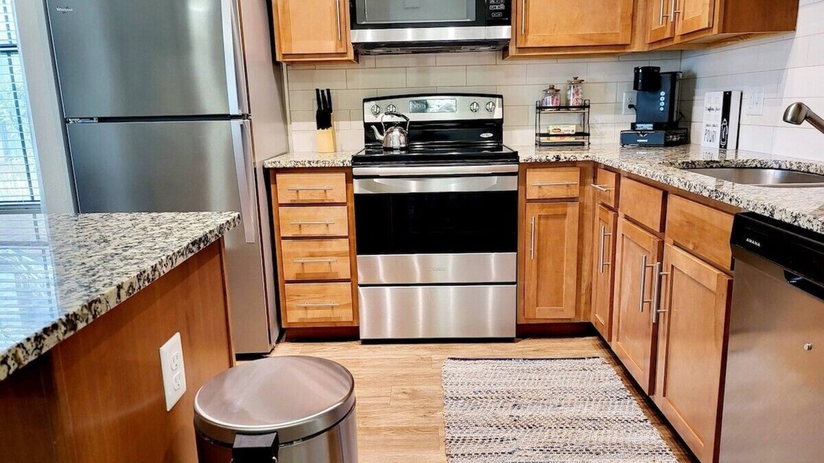 El Paso Apartment | Avalon701 · Corporate Stays El Paso