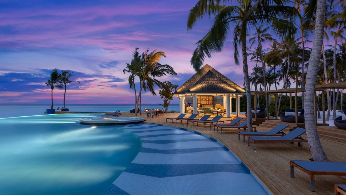 Baa Atoll Hotel | Avani+ Fares Maldives Resort