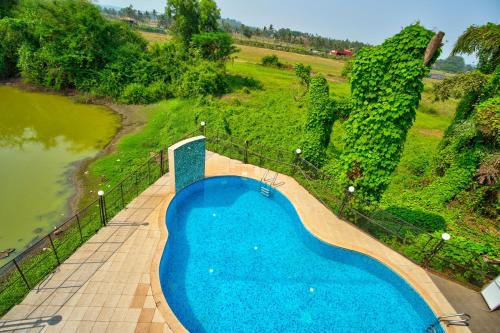 Penha de Franรงa Villa | Aveeno Villas with Swimming Pool Near Calangute & Baga