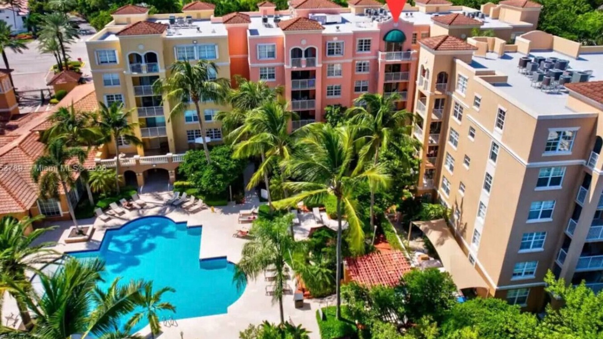 Aventura Apartment | Aventura Stay | Pool+Gym | Near Beach | 7 min Mall
