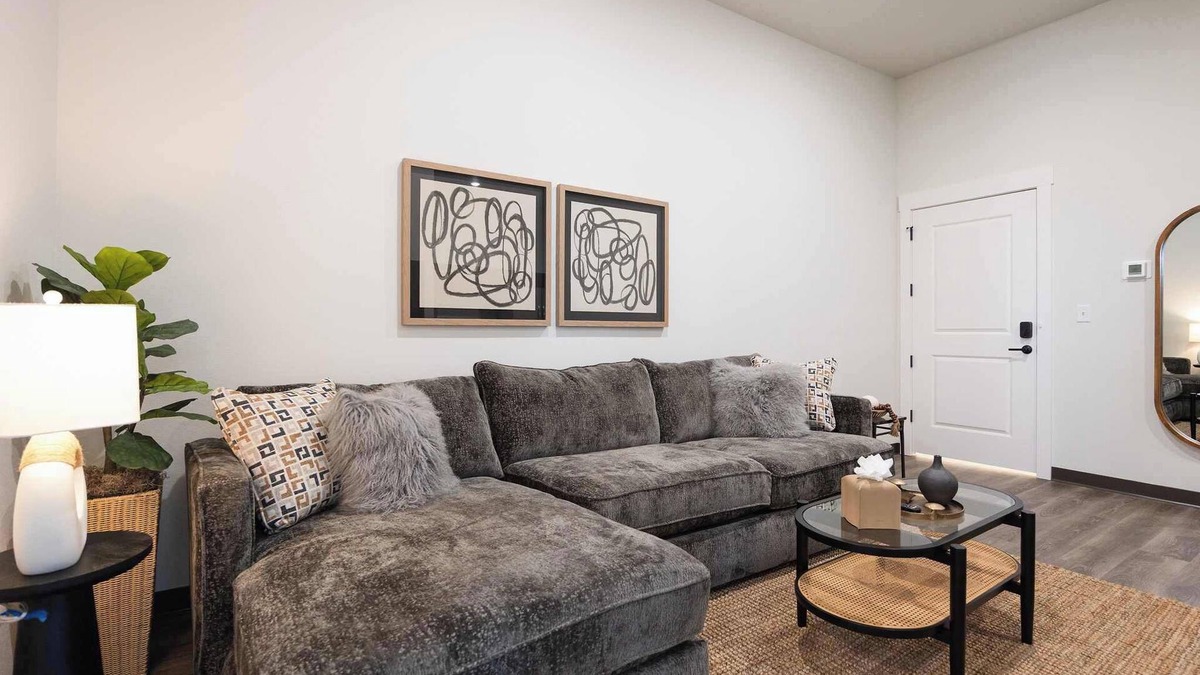 Highfill Apartment | Aviator - 5 mi to XNA - 15 mi to DT Bentonville