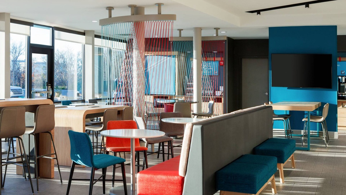 Pueblo Hotel | avid hotel Pueblo North by IHG