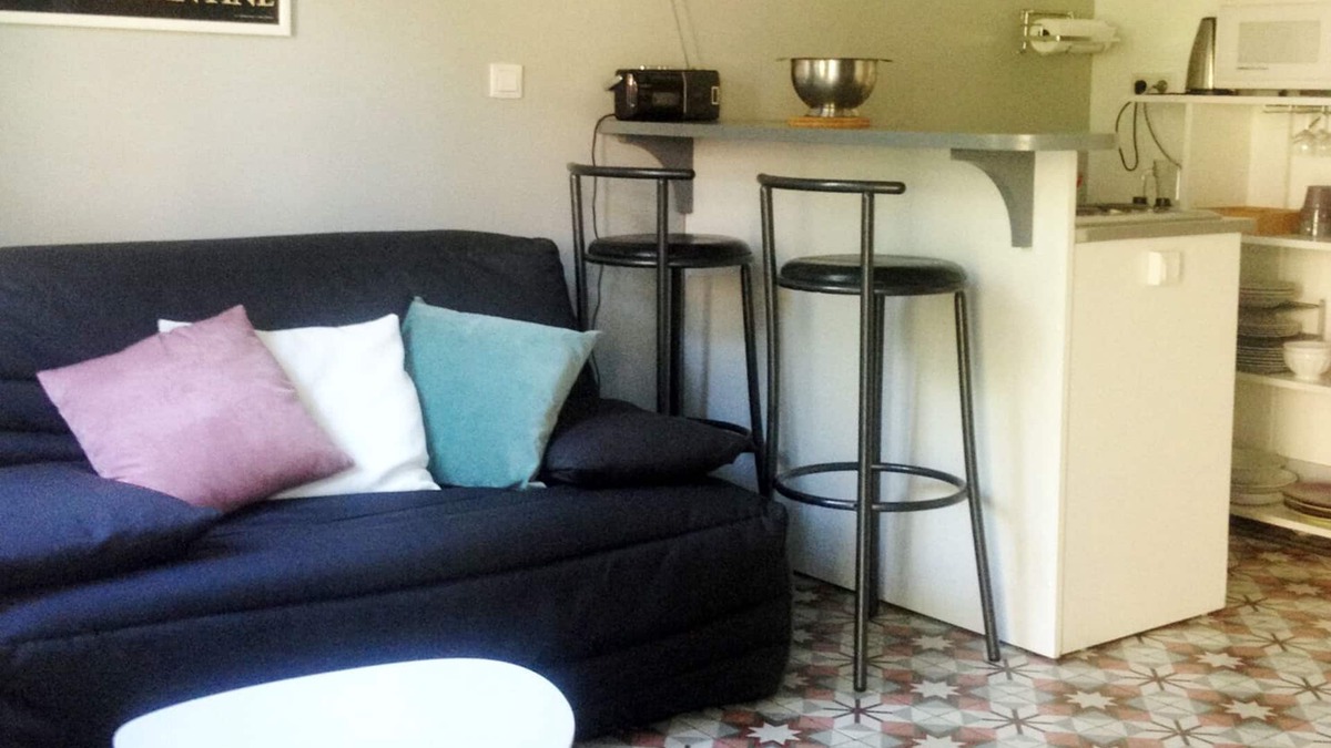 Avignon Cottage | Avignon, charming guest cottage in a town house with garden
