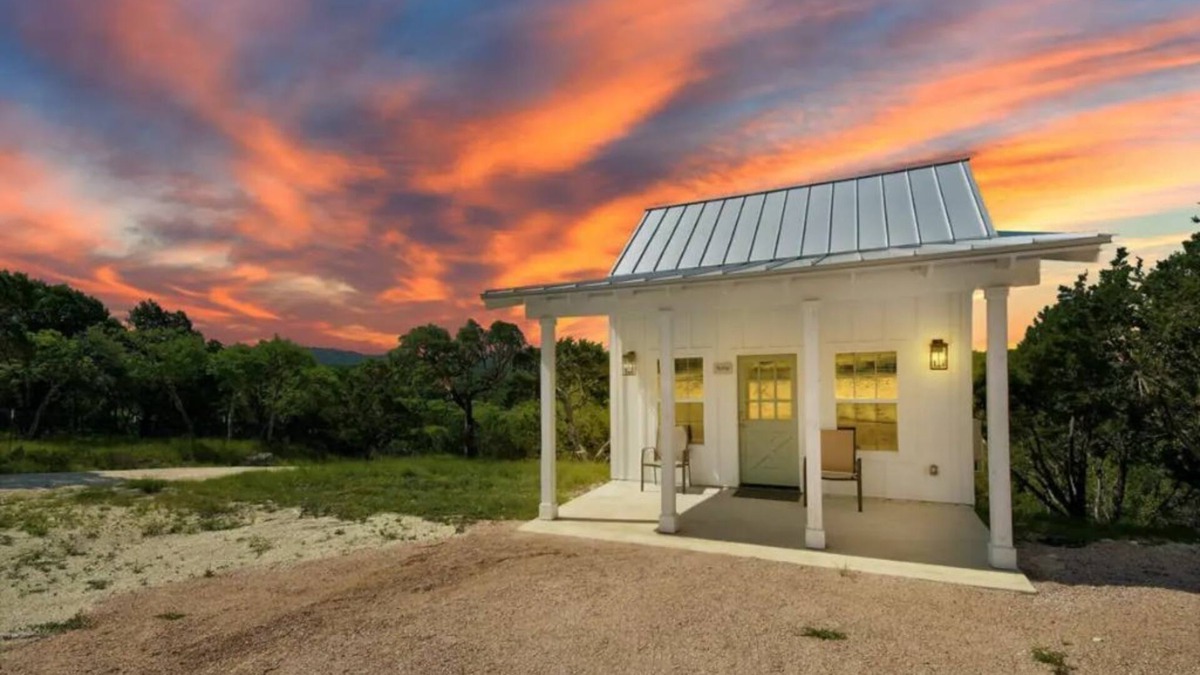 Dripping Springs House | "Avita"- Madrona Ranch -Views for Miles -30 Acres
