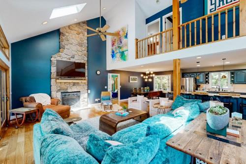 Livingston House | Avoca Cove