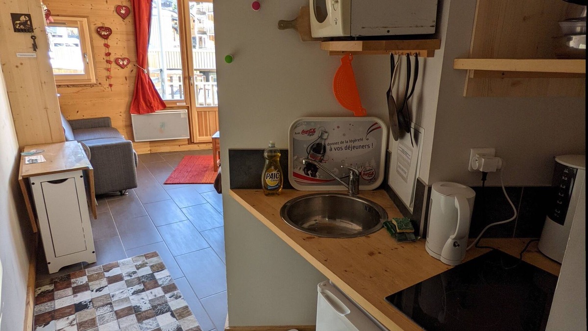 Avoriaz Apartment | Avoriaz - charming studio with balcony in the heart of the resort